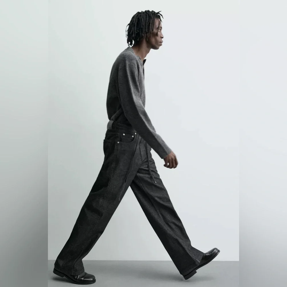 Zara Relaxed Flare‎ Fit Jeans